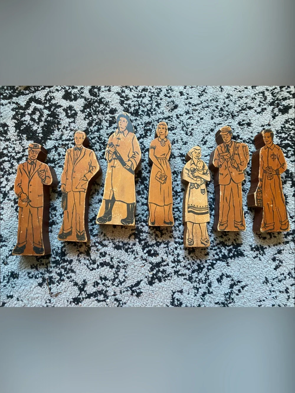 Vintage Wooden Figure Set - Brown Character Building Blocks